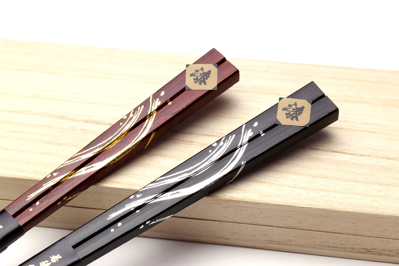 Japanese Premium Hon Fukiurushi Chopsticks Lacquered Dazzle with Paulownia wooden box - Image 3