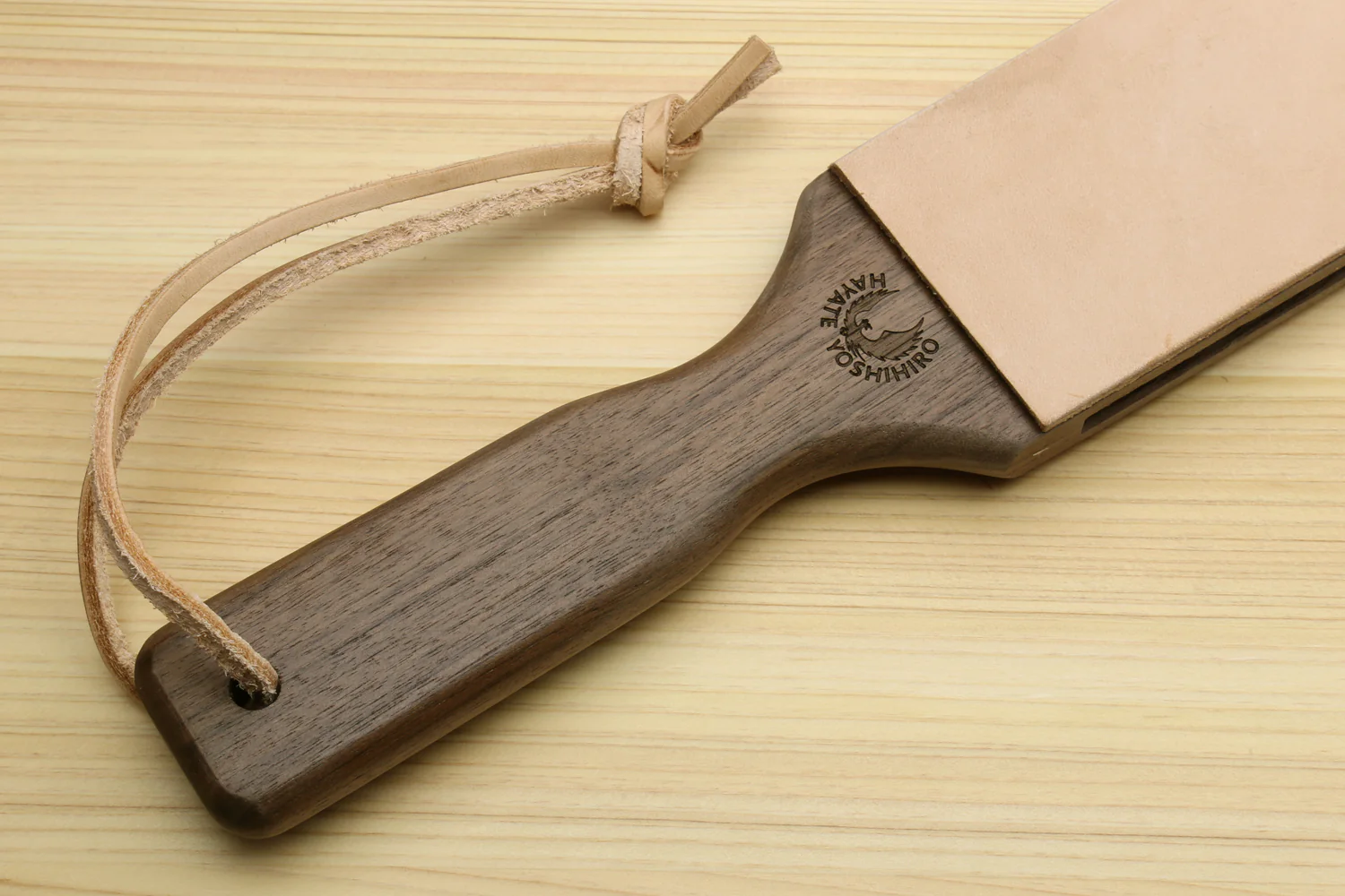 Yoshihiro Cutlery Two-Sided Leather Strop with Wooden Handle - Image 6