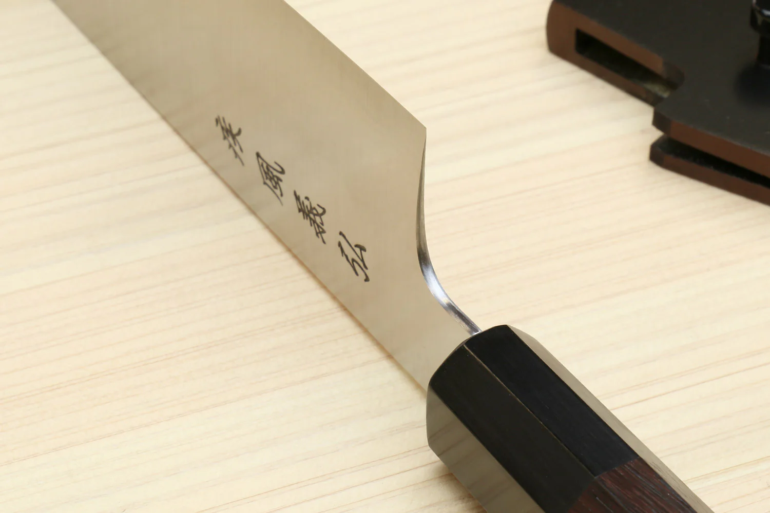 Yoshihiro HAP40 High Speed Stainless Steel Kiritsuke Multipurpose Chefs Knife Rosewood Handle - Image 5