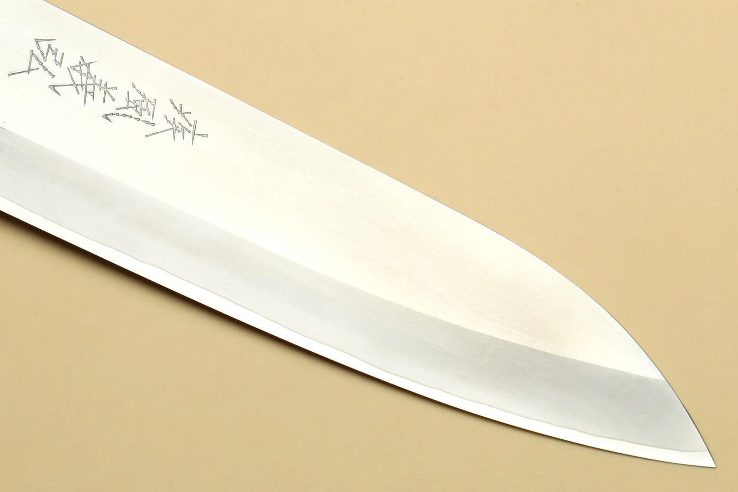 Yoshihiro High Speed Steel HAP40 Gyuto Chefs Knife with Triple Ring Ebony Handle with Magnolia Saya Cover (Blade Length 8.25" (210mm)) - Image 4