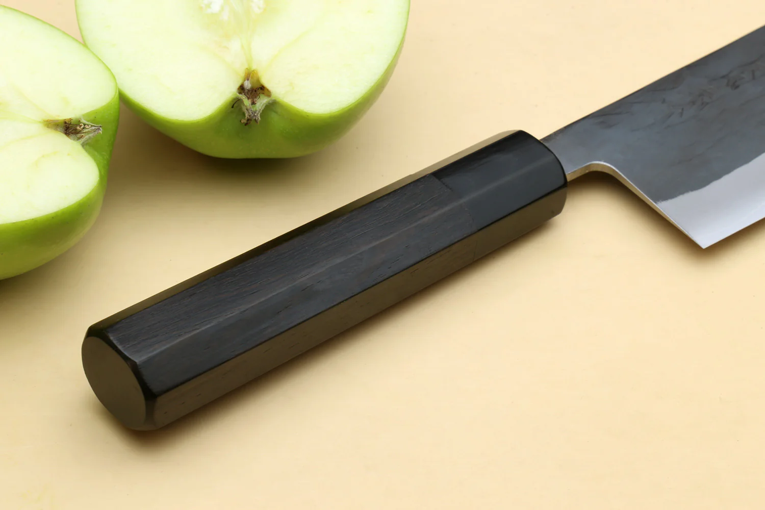 Yoshihiro Kurouchi Black-Forged Blue Steel Stainless Clad Nakiri Japanese Vegetable Knife (Ebony Handle) - Image 7
