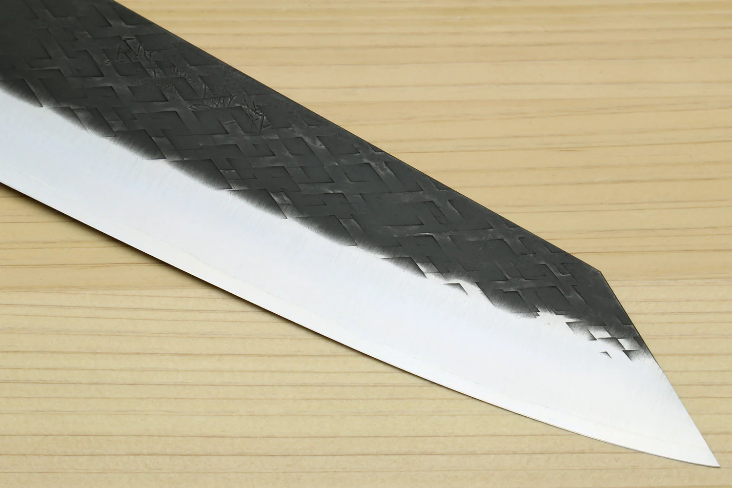Yoshihiro Kurouchi Stainless Clad Nashiji High Performance SLD Kiritsuke Multipurpose Knife - Image 3