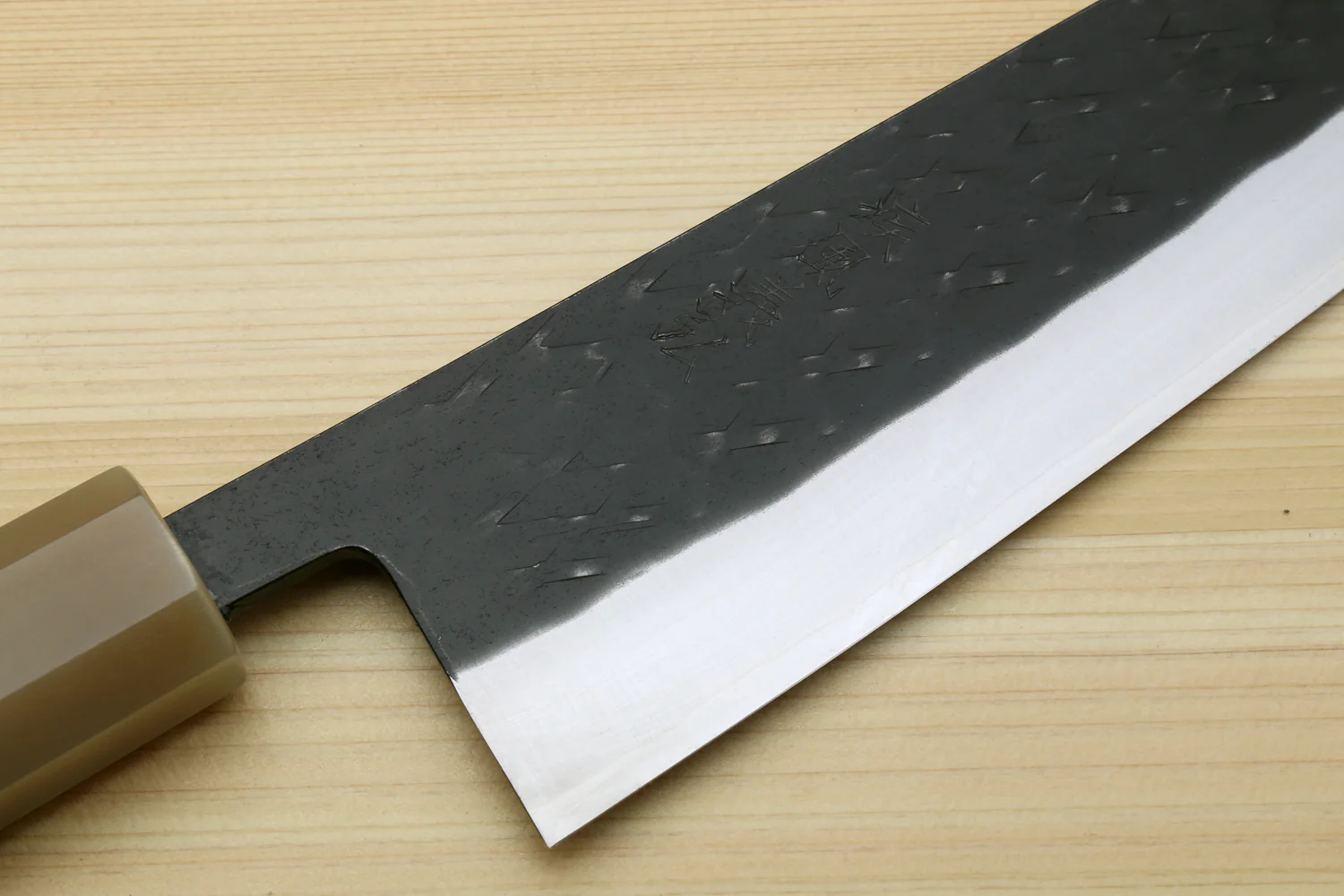 Yoshihiro Kurouchi Stainless Clad Nashiji High Performance SLD Kiritsuke Multipurpose Knife - Image 7