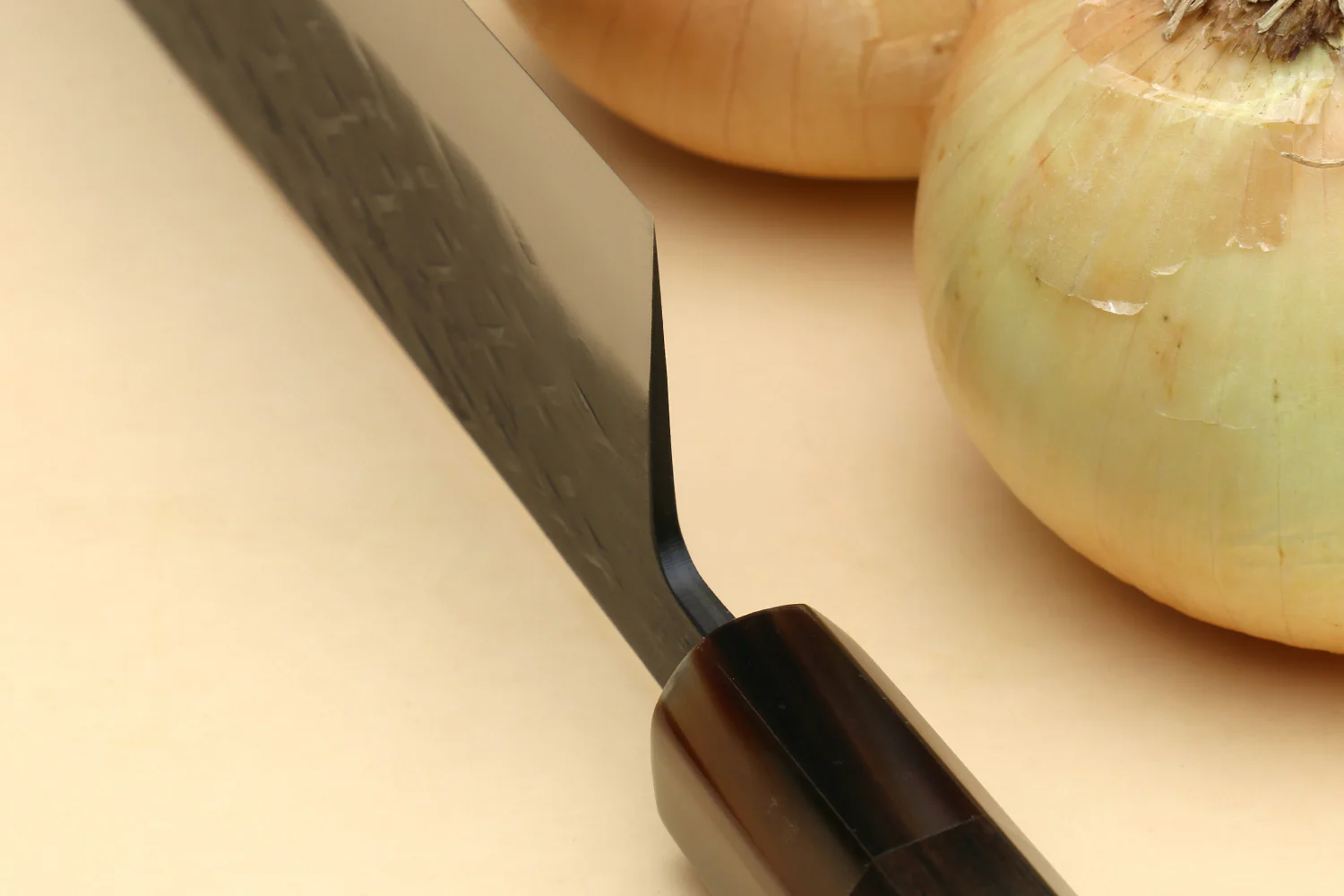 Yoshihiro Kurouchi Stainless Clad Nashiji High Performance SLD Nakiri Vegetable Knife - Image 6