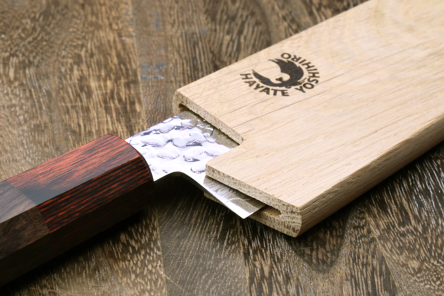 Yoshihiro Magnetic Oak Blade Protector Saya Cover for Double-Edged Kiritsuke - Image 2
