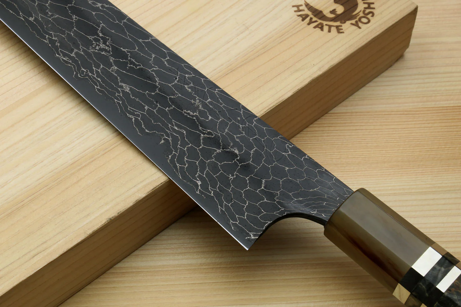 Yoshihiro Mazaki Hon-Sanmai Snake Skin Pattern Damascus Kurouchi Black-Forged Blue Steel Sujihiki Slicer Knife, Mazaki Limited Edition (Blade Length: 300mm) - Image 3