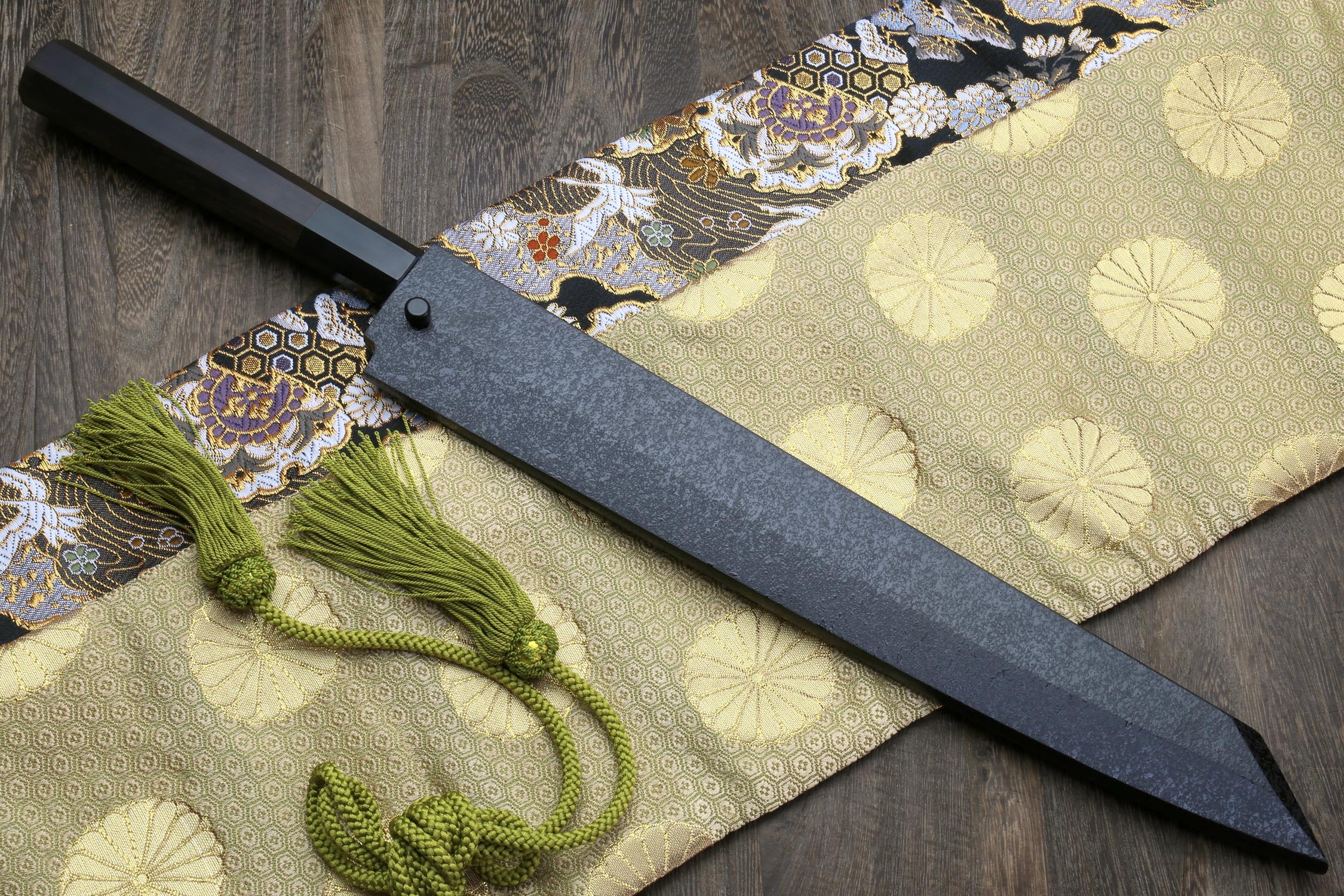 Yoshihiro Mizu Honyaki White Steel Mirror-Finished Namiukashi Yanagi Kiritsuke Ebony Handle - Image 10