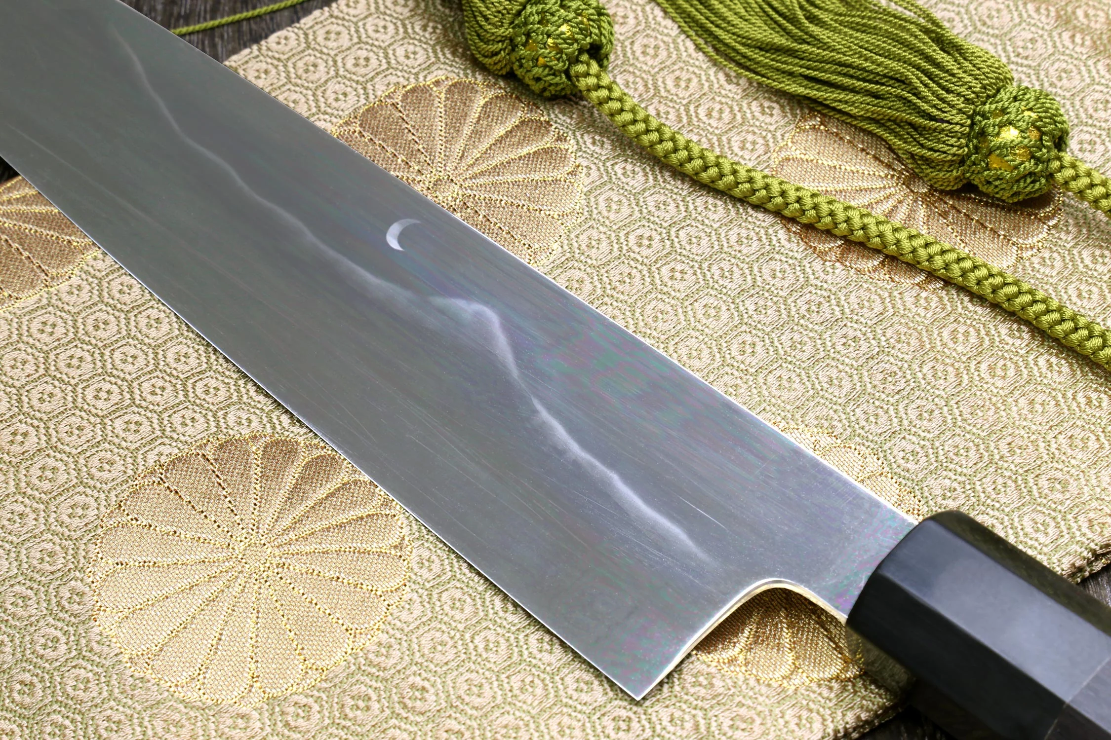 Yoshihiro Mizu Yaki White Steel #1 Honyaki Mirror-Finished Mt. Fuji with Crescent Moon Gyuto Chefs Knife with Ebony Handle - Image 6