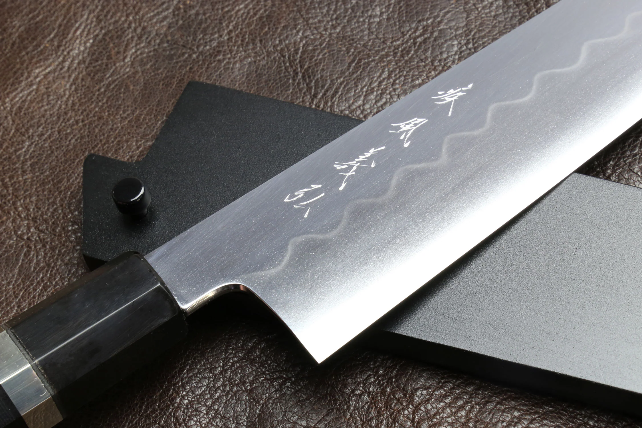 Yoshihiro Mizu Yaki Honyaki Shiroko White Steel #2 Mirror Polished Kiritsuke Japanese Multipurpose Knife with Triple Nickel Silver Ring Ebony Handle  240mm (9.5") - Image 4