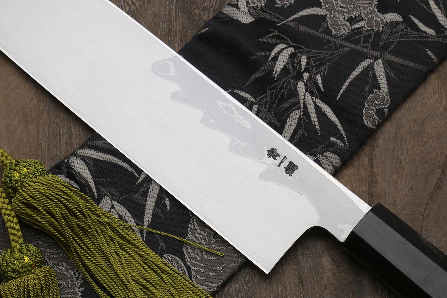 Yoshihiro Suminagashi Blue Steel #1 Kama Usuba Traditional Japanese vegetable Chopping Chef Knife, Ebony Wood Handle - Image 4