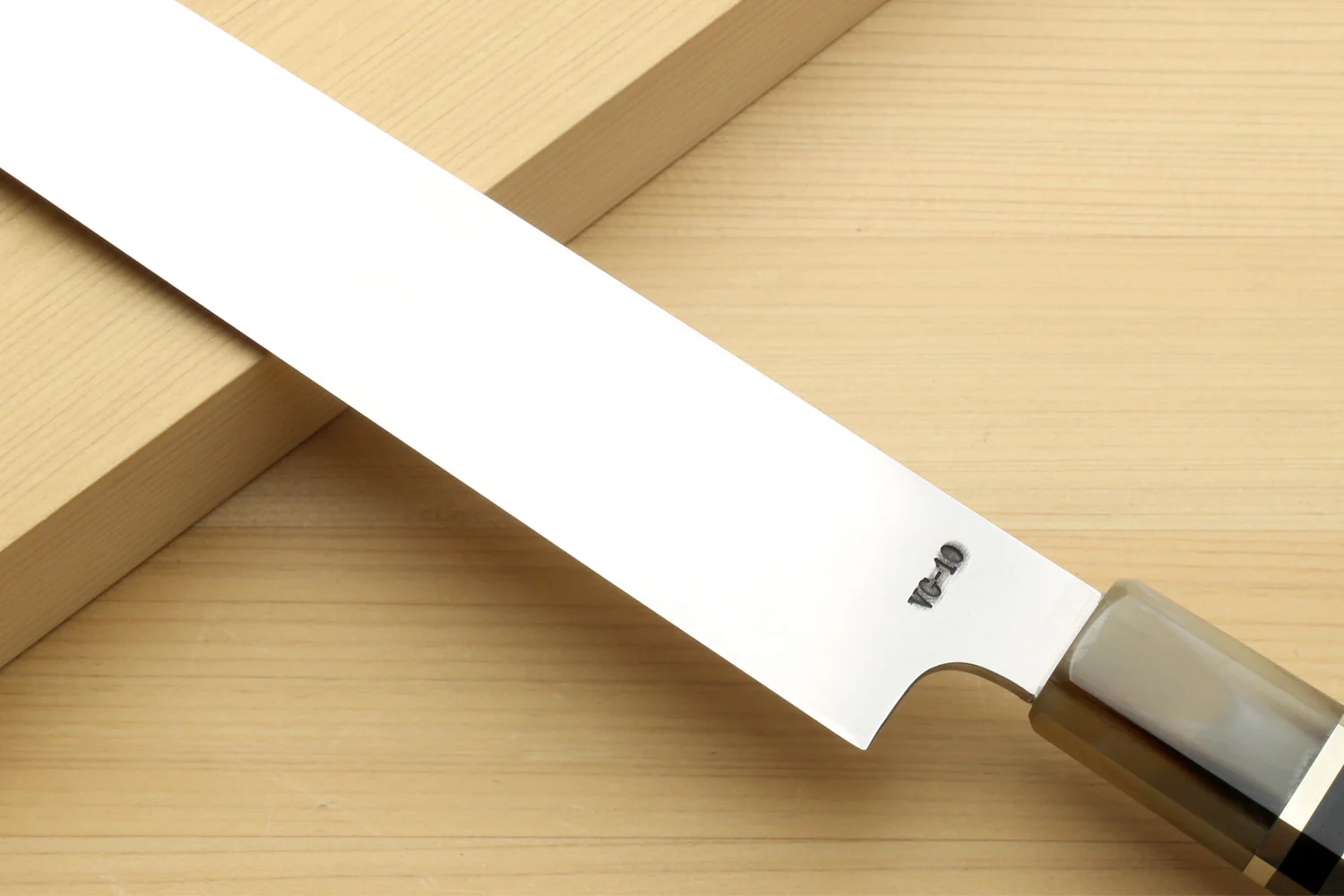 Yoshihiro SVG-10 Semi-Stainless Steel Mirror Finished Yanagi Sushi Sashimi Japanese Knife Triple Ring Handle with Water Buffalo Horn Bolster - Image 4