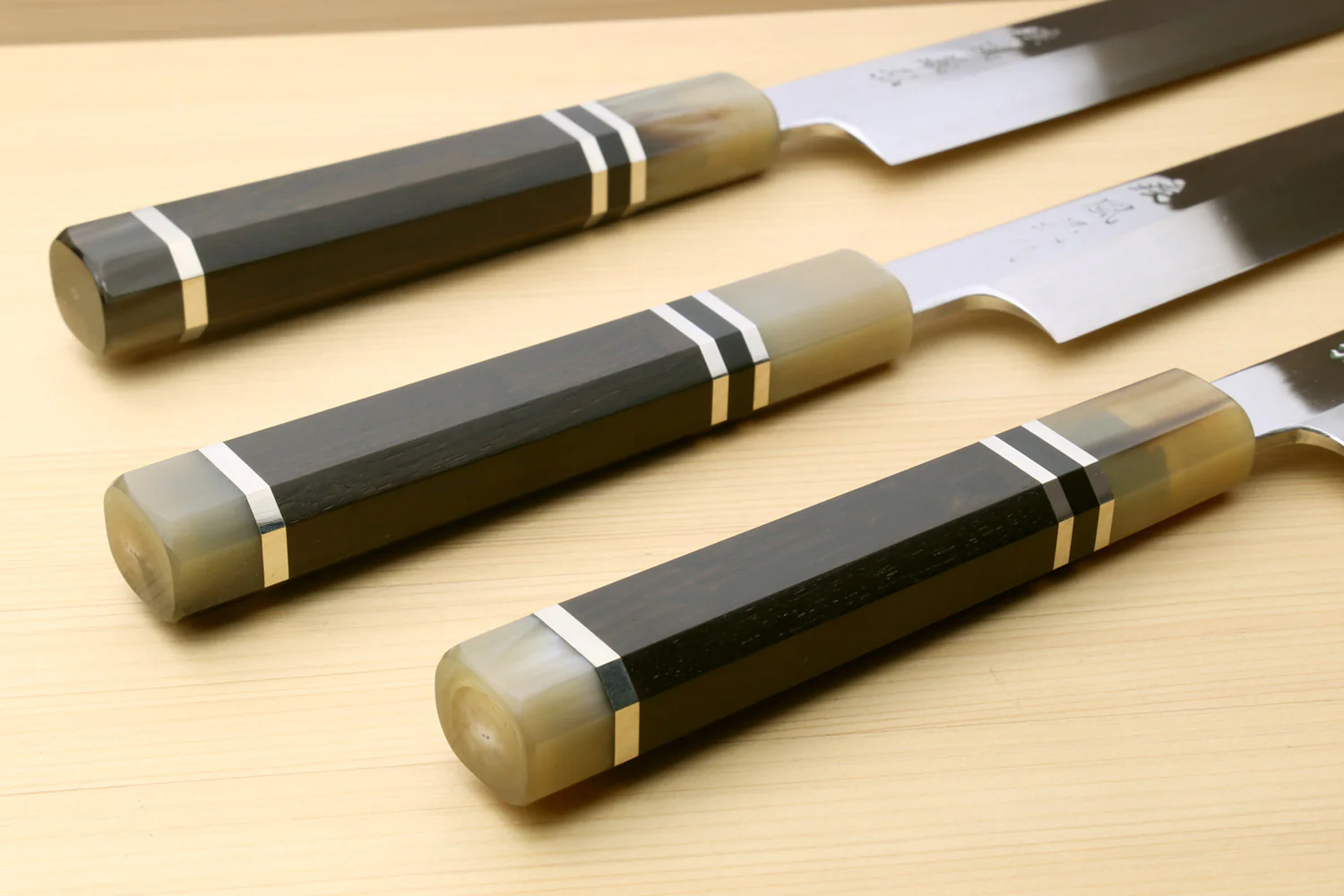 Yoshihiro SVG-10 Semi-Stainless Steel Mirror Finished Yanagi Sushi Sashimi Japanese Knife Triple Ring Handle with Water Buffalo Horn Bolster - Image 7