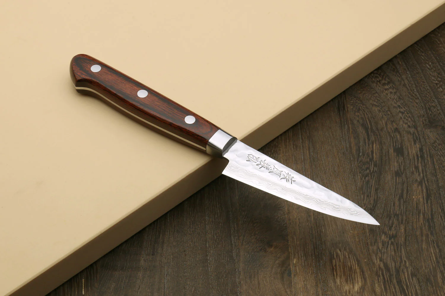 Yoshihiro VG-10 16 Layer Hammered Damascus Stainless Steel Paring Knife 3.2" - Image 8